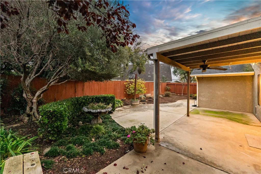 304 E Omaha Ave, Fresno, CA 93720