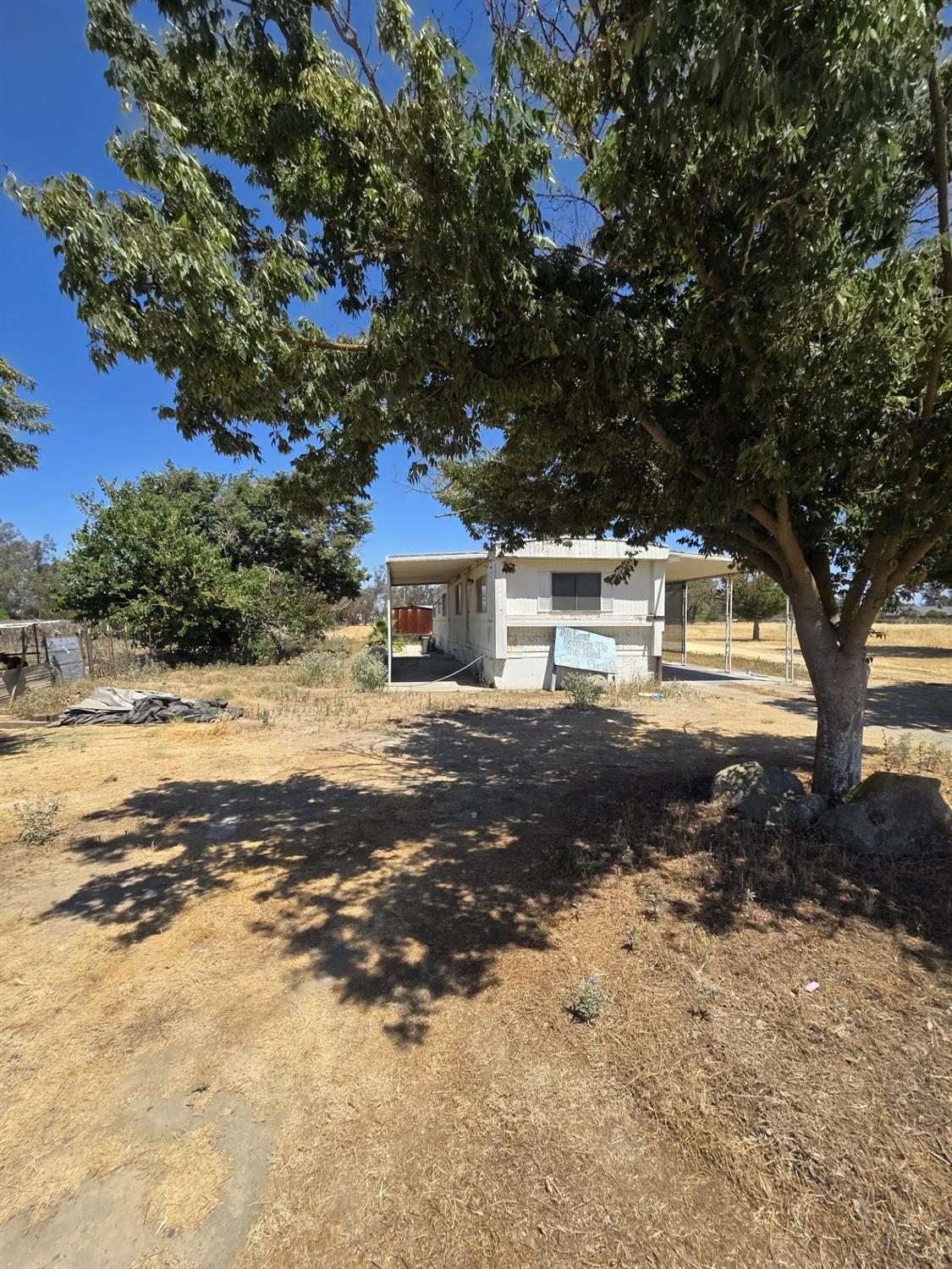 1384 N Ensley Ln, Fresno, CA 93723