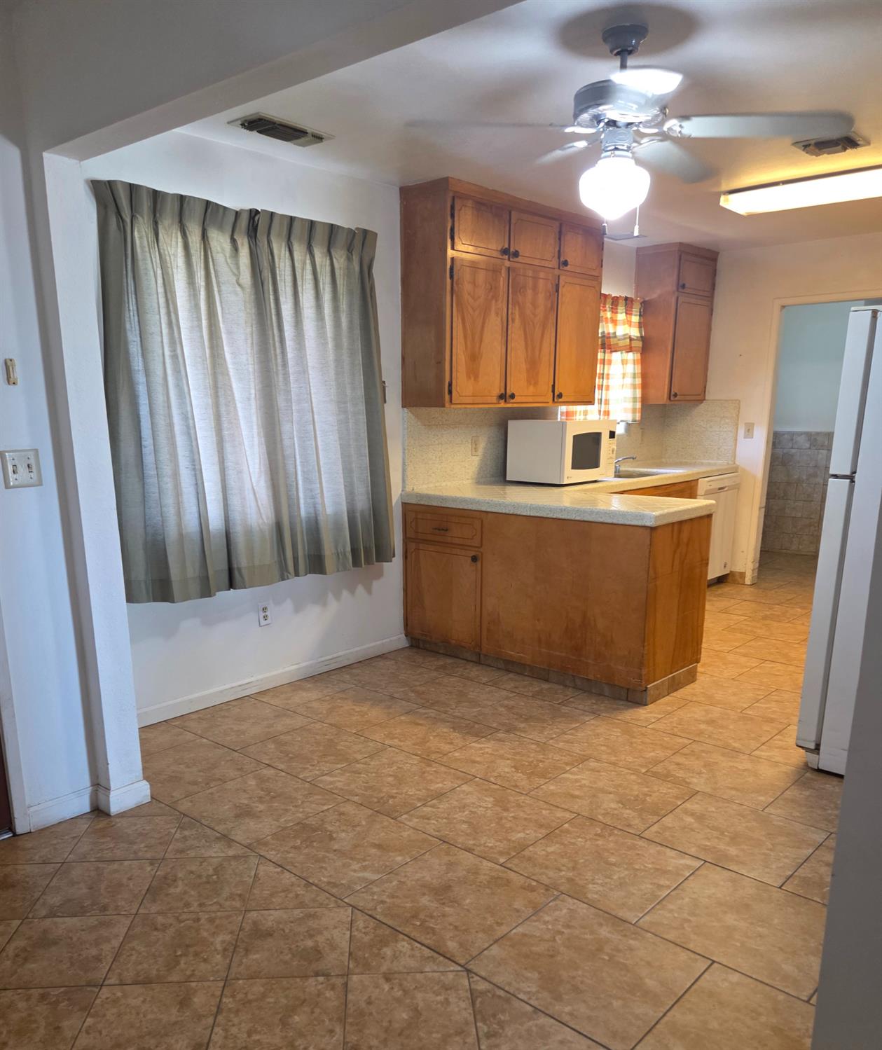 5525 S Fig Ave, Fresno, CA 93706