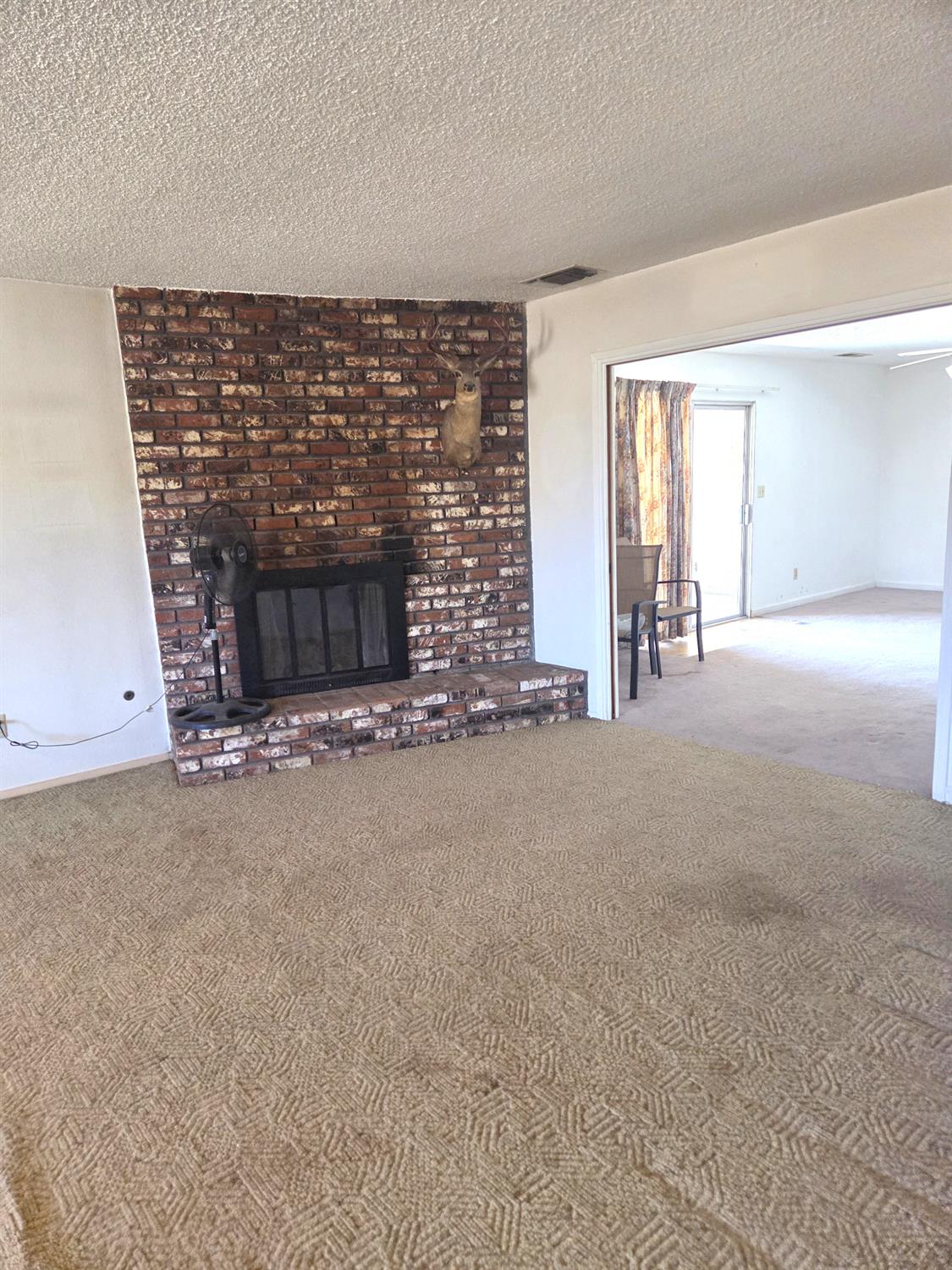 5525 S Fig Ave, Fresno, CA 93706