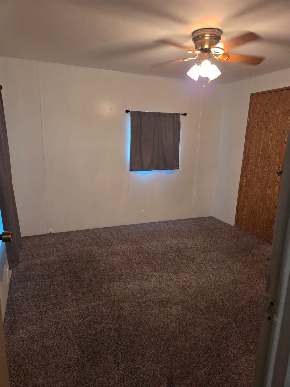 2110 Helm Ave #SPC 3, Clovis, CA 93612