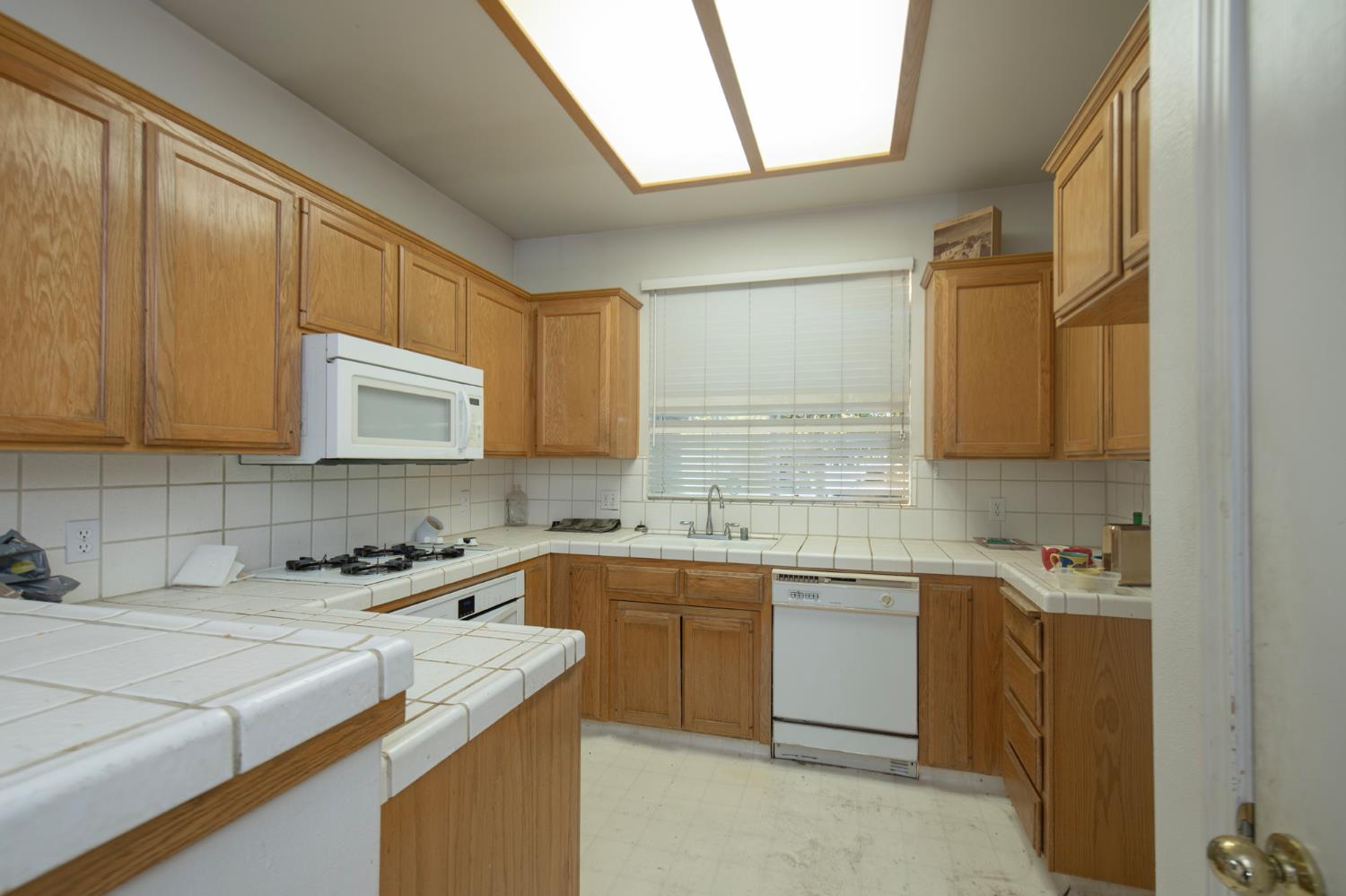 6203 W Chennault Ave, Fresno, CA 93722
