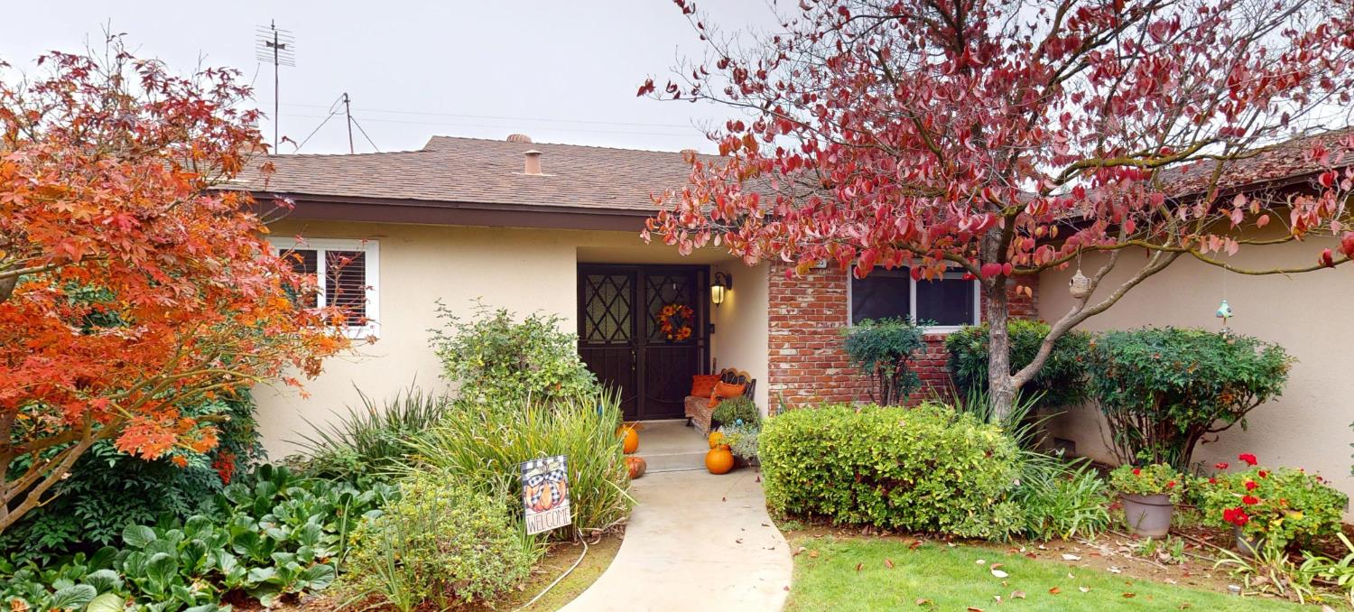 5755 N Pleasant Ave, Fresno, CA 93711