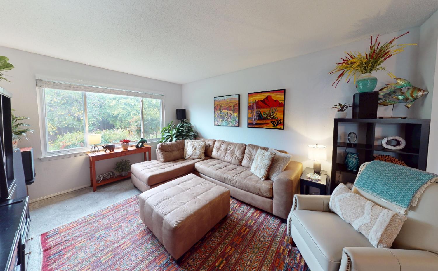 5755 N Pleasant Ave, Fresno, CA 93711