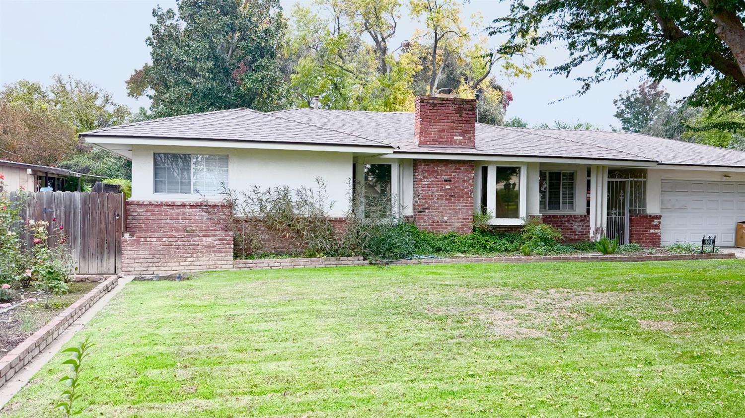 1328 Loftus Ln, Fresno, CA 93710