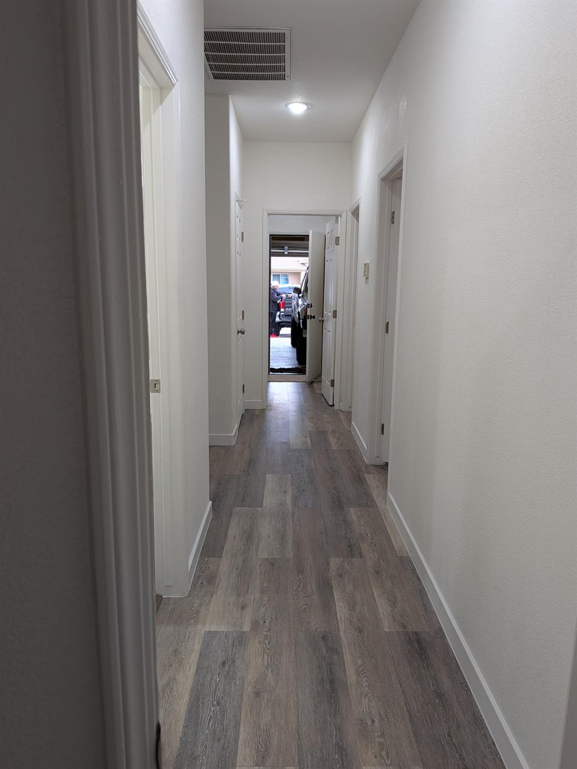 2485 S Manila Ave, Fresno, CA 93727