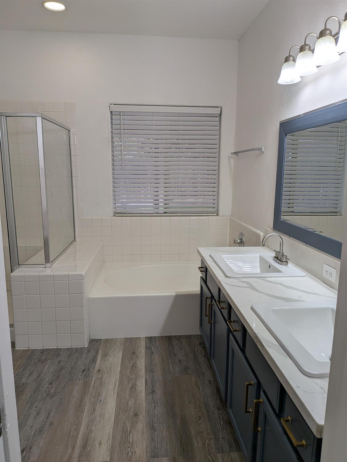 2485 S Manila Ave, Fresno, CA 93727