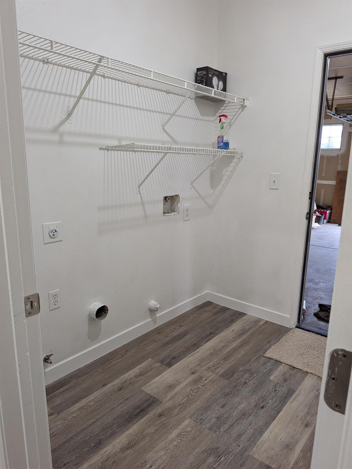 2485 S Manila Ave, Fresno, CA 93727