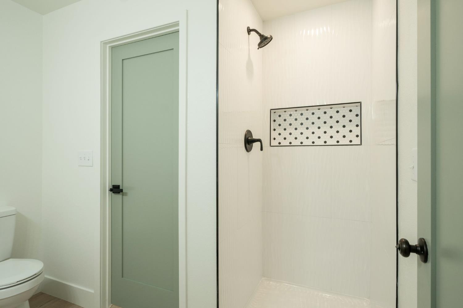 1465 E Escalon Ave, Fresno, CA 93710