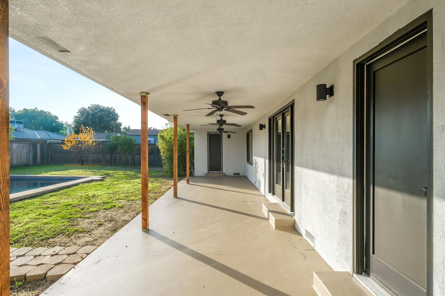 1465 E Escalon Ave, Fresno, CA 93710