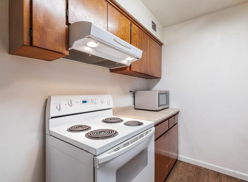 6646 N 3rd St, Fresno, CA 93710