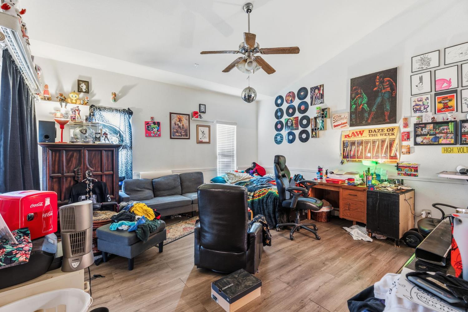 6540 N Bain Ave, Fresno, CA 93722