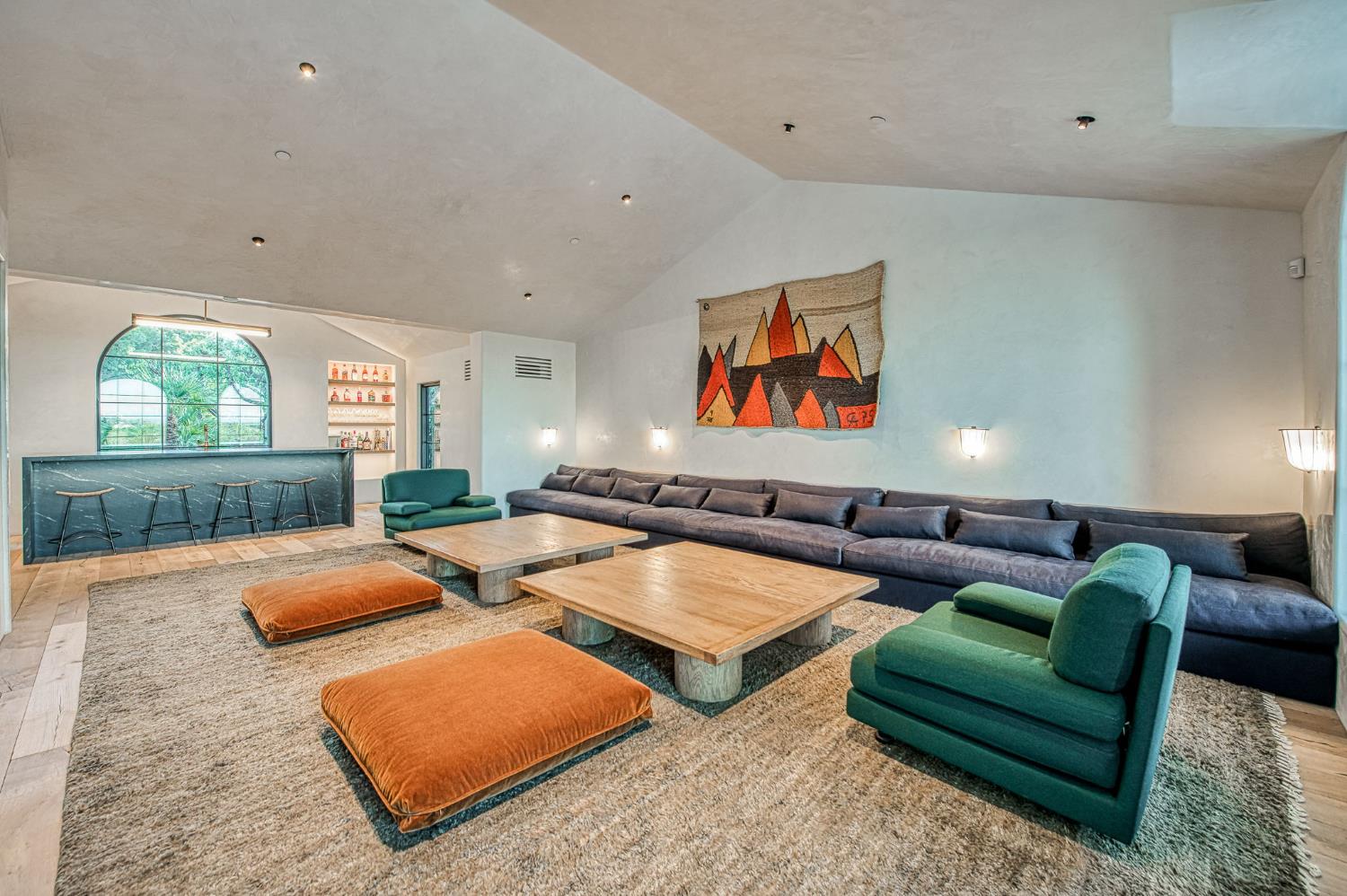 1530 W Moraga Rd, Fresno, CA 93711