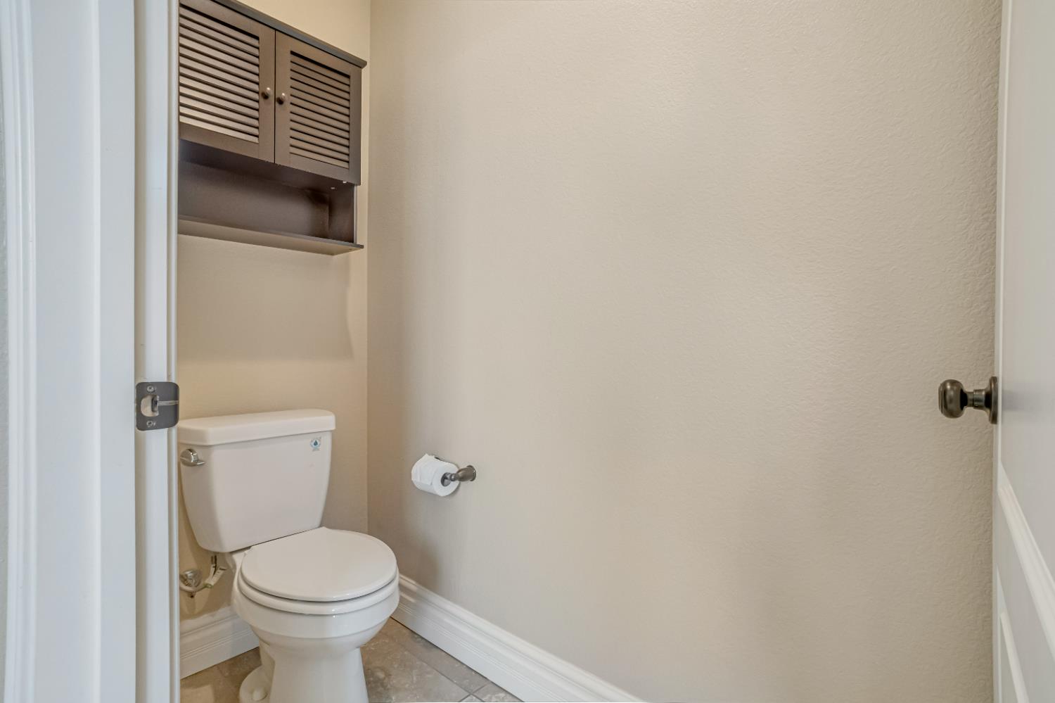 1345 N Kaweah Ave, Clovis, CA 93619