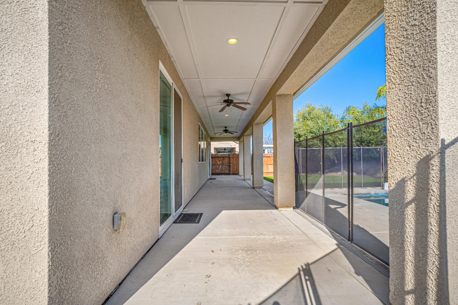 1345 N Kaweah Ave, Clovis, CA 93619