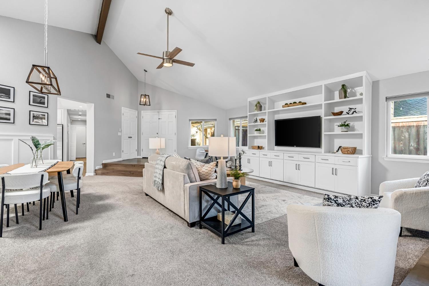 3860 W Beechwood, Fresno, CA 93711