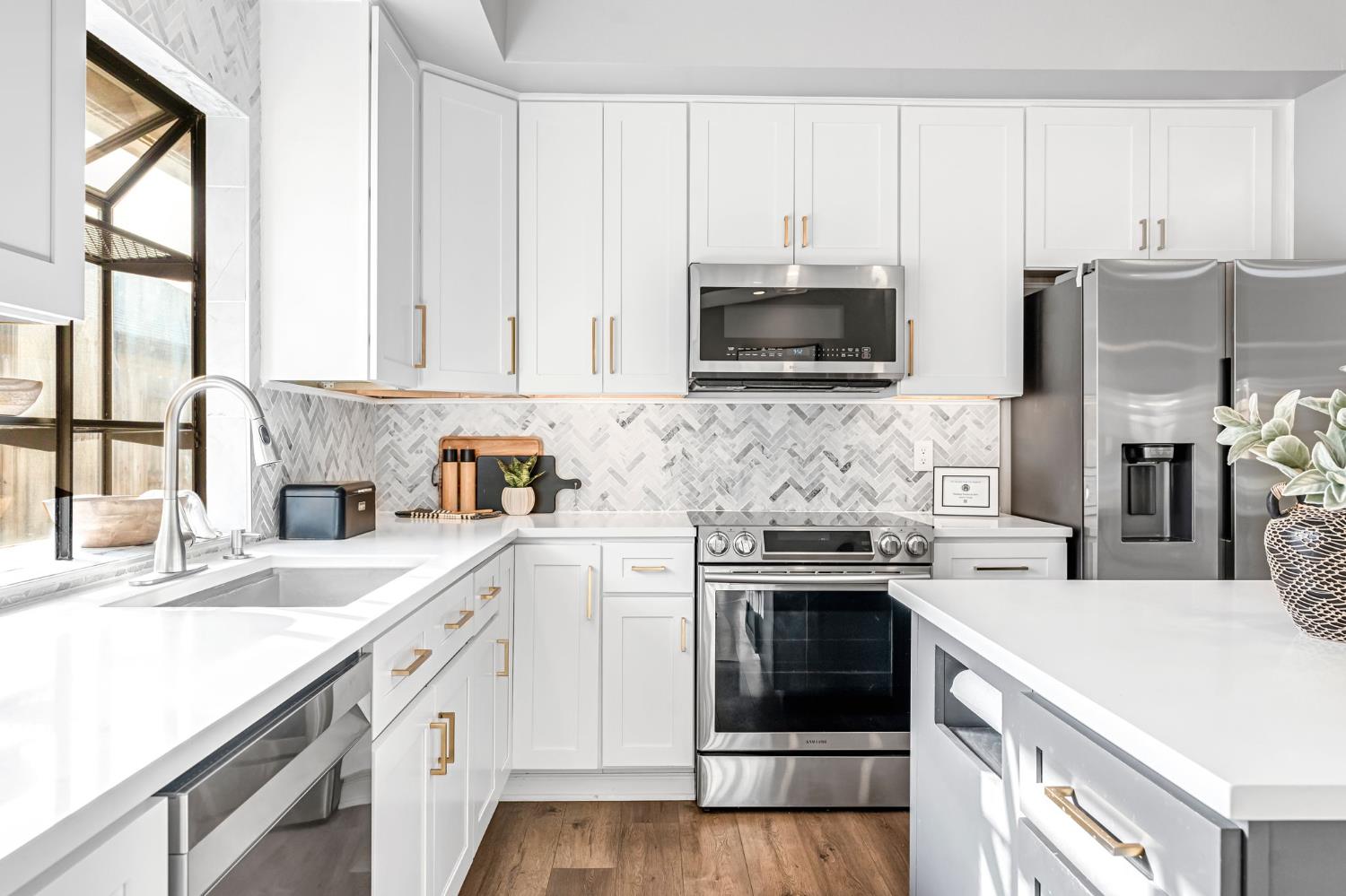 3860 W Beechwood, Fresno, CA 93711