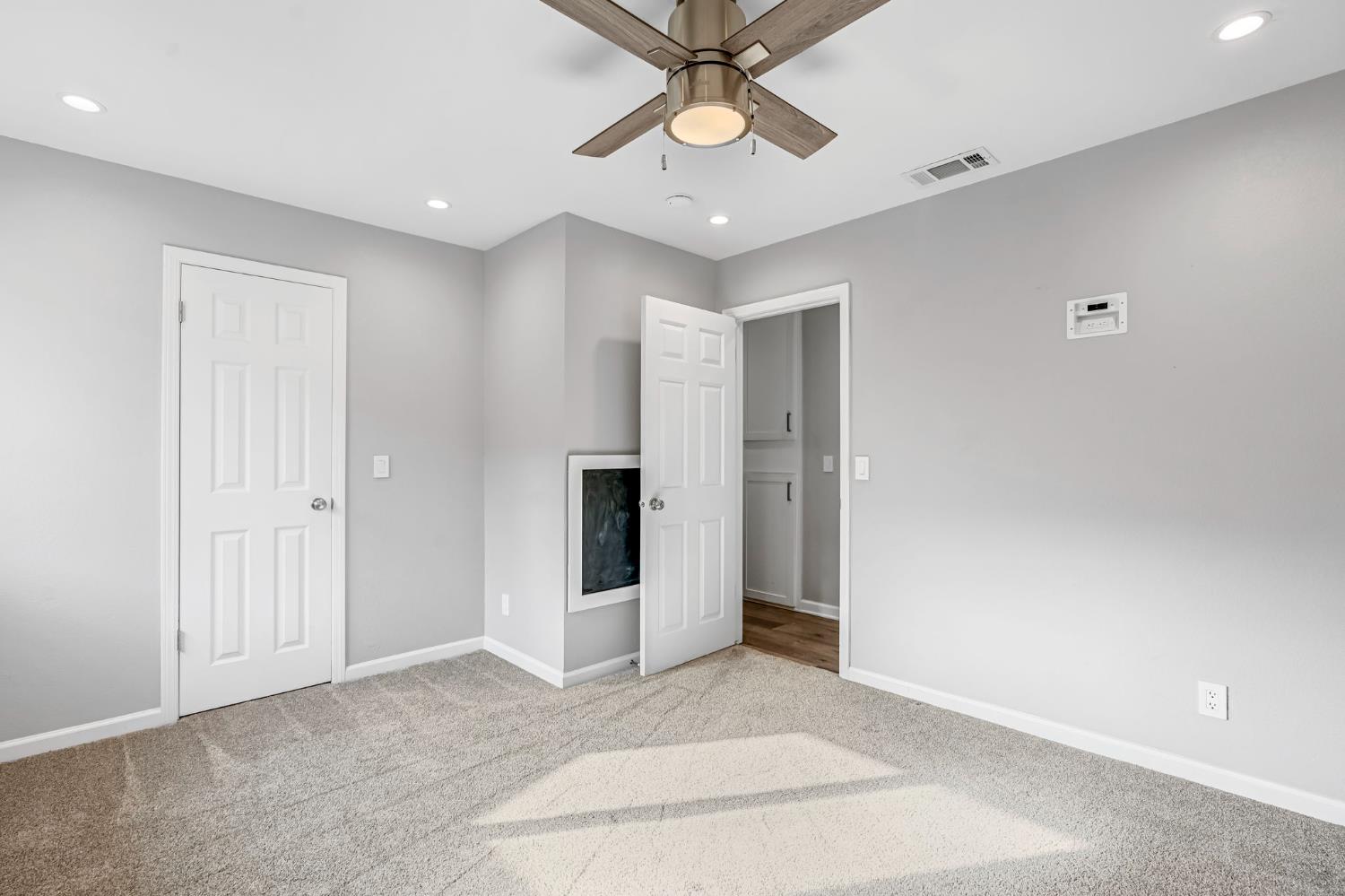 3860 W Beechwood, Fresno, CA 93711