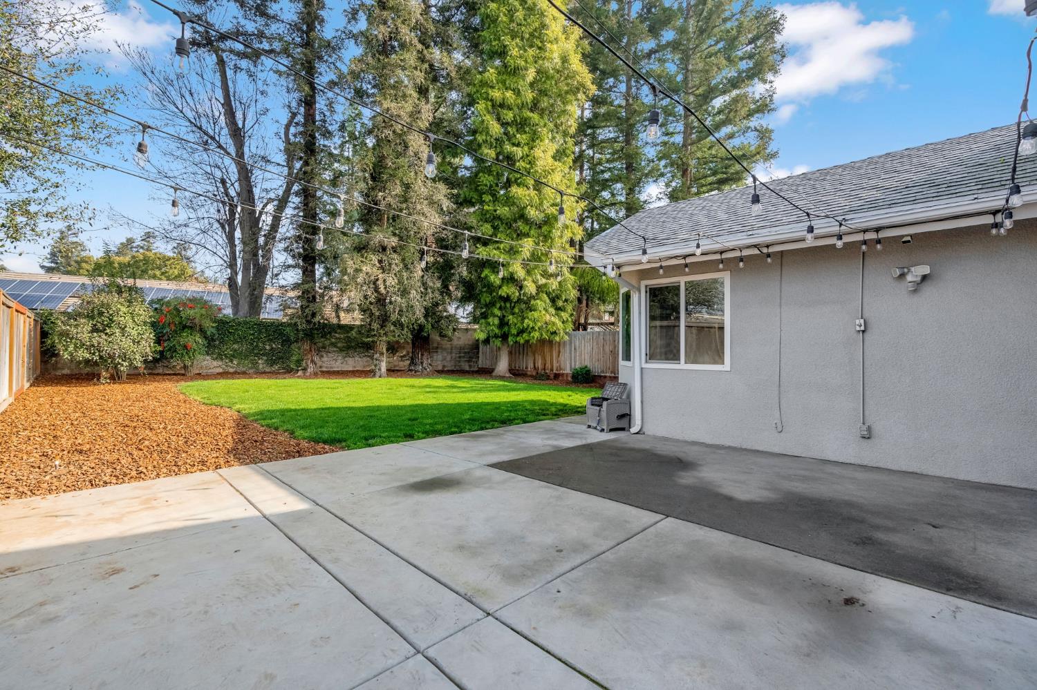 3860 W Beechwood, Fresno, CA 93711