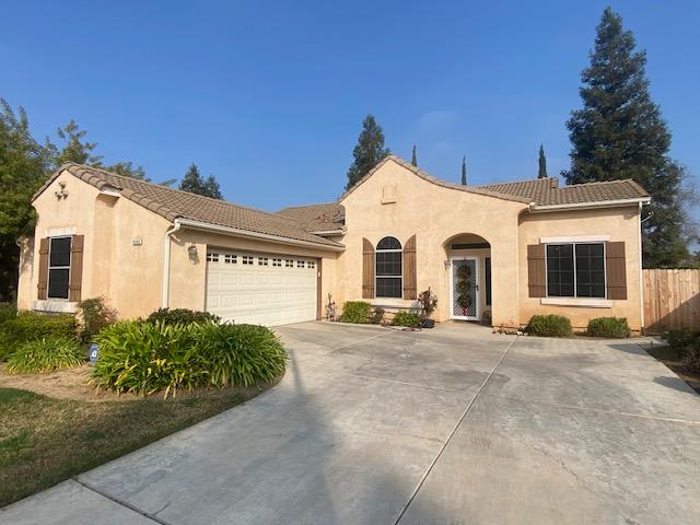 9356 N Jade Ave, Fresno, CA 93720