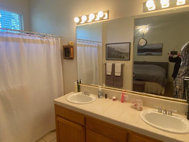 9356 N Jade Ave, Fresno, CA 93720