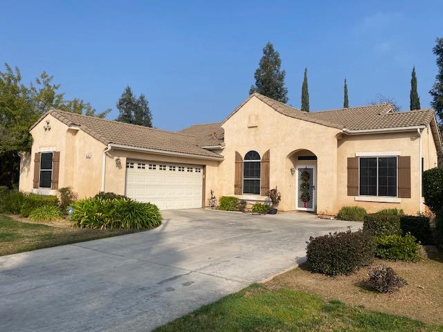 9356 N Jade Ave, Fresno, CA 93720
