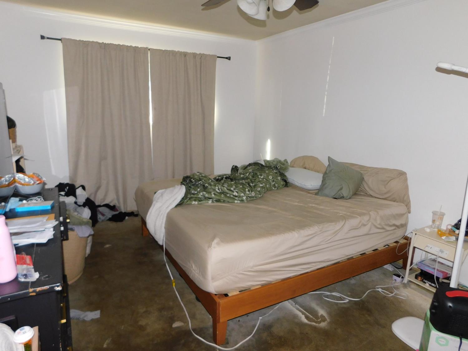 3762 N Claremont Ave N, Fresno, CA 93727