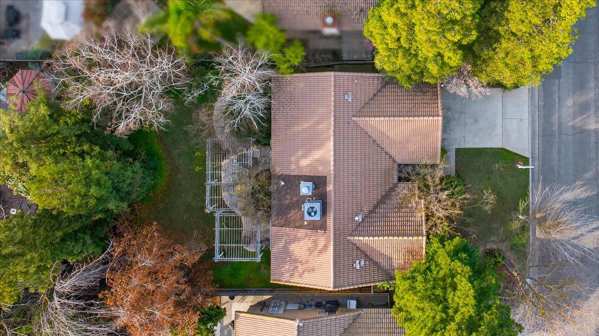 6353 N Brix, Fresno, CA 93722