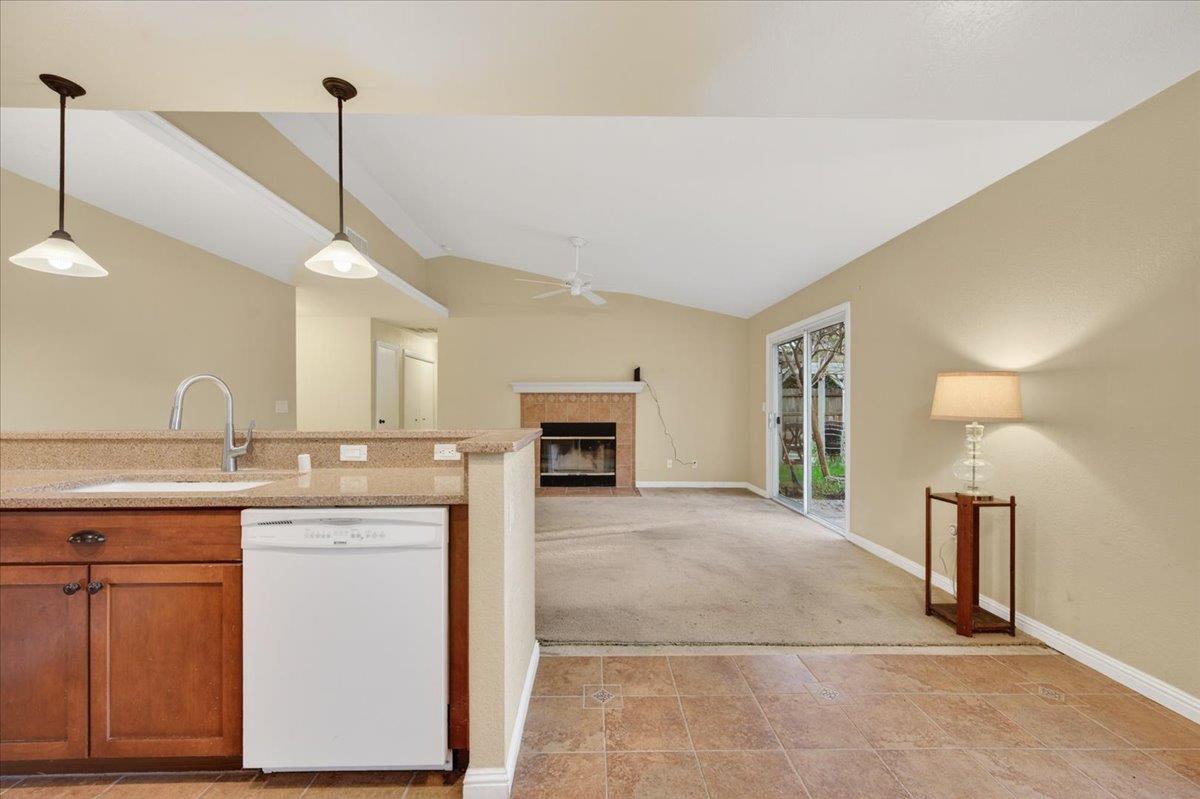 6353 N Brix, Fresno, CA 93722