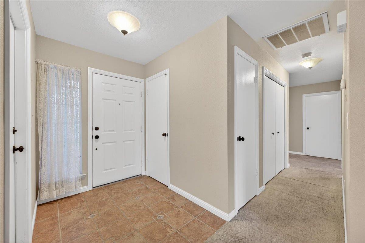 6353 N Brix, Fresno, CA 93722