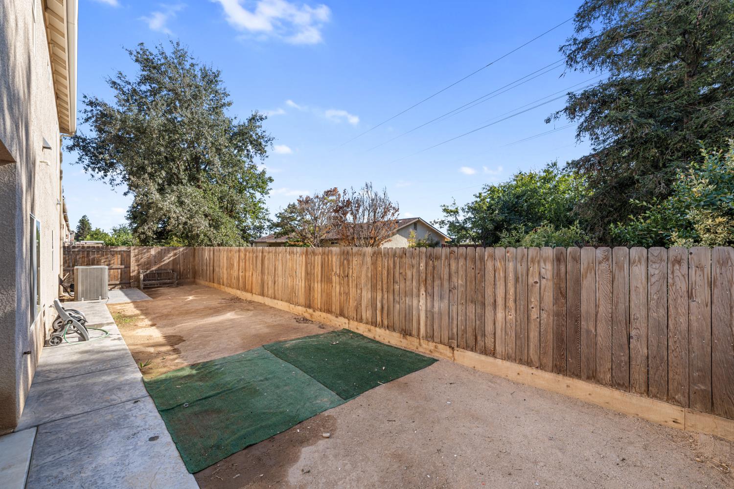 4473 W Langden Dr, Fresno, CA 93722