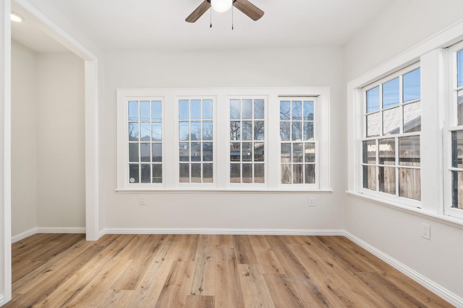 1457 N Poplar Ave, Fresno, CA 93728