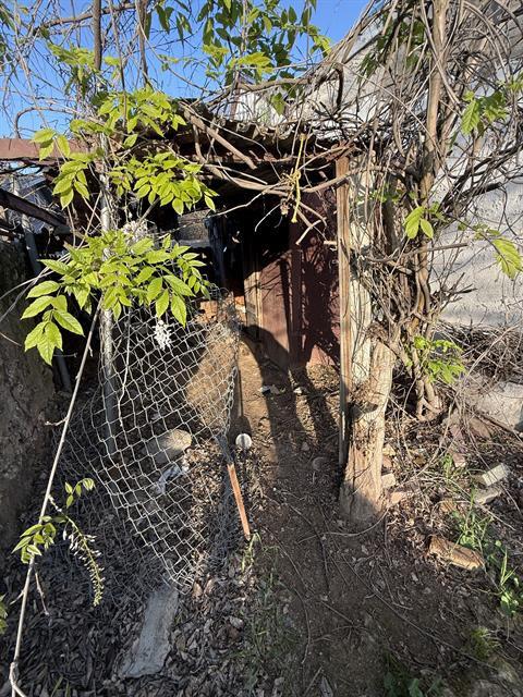 5185 W Mission Ave, Fresno, CA 93722