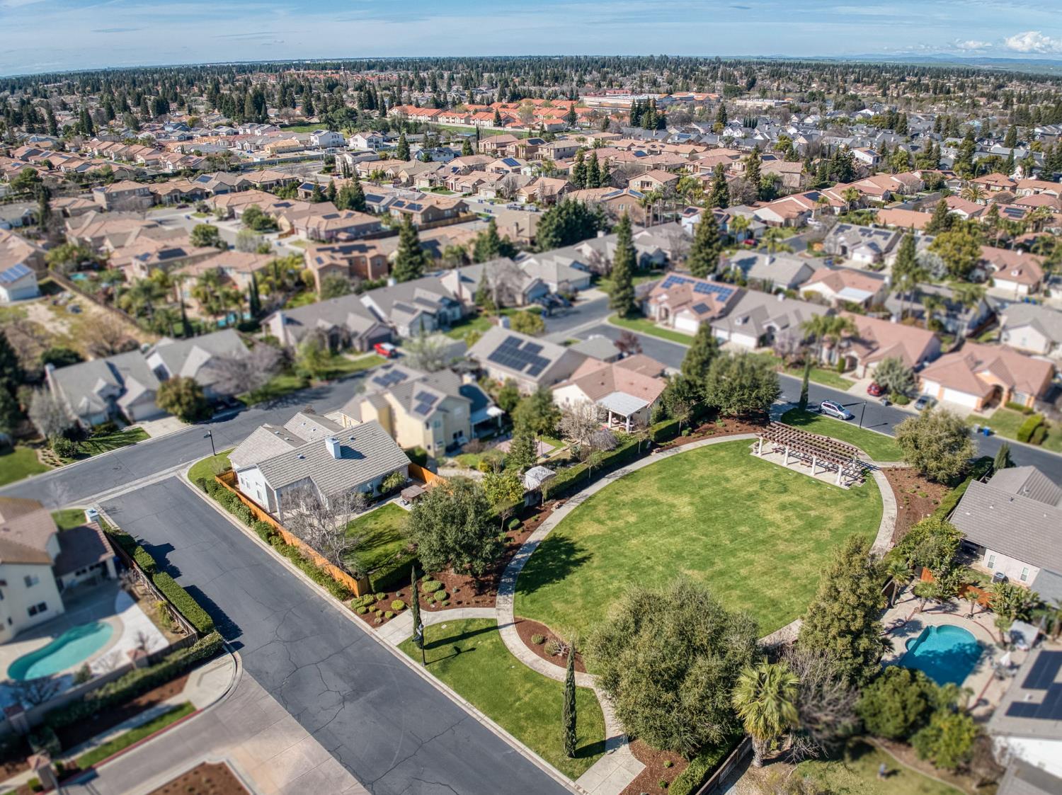 8540 N Talladega Way, Fresno, CA 93720