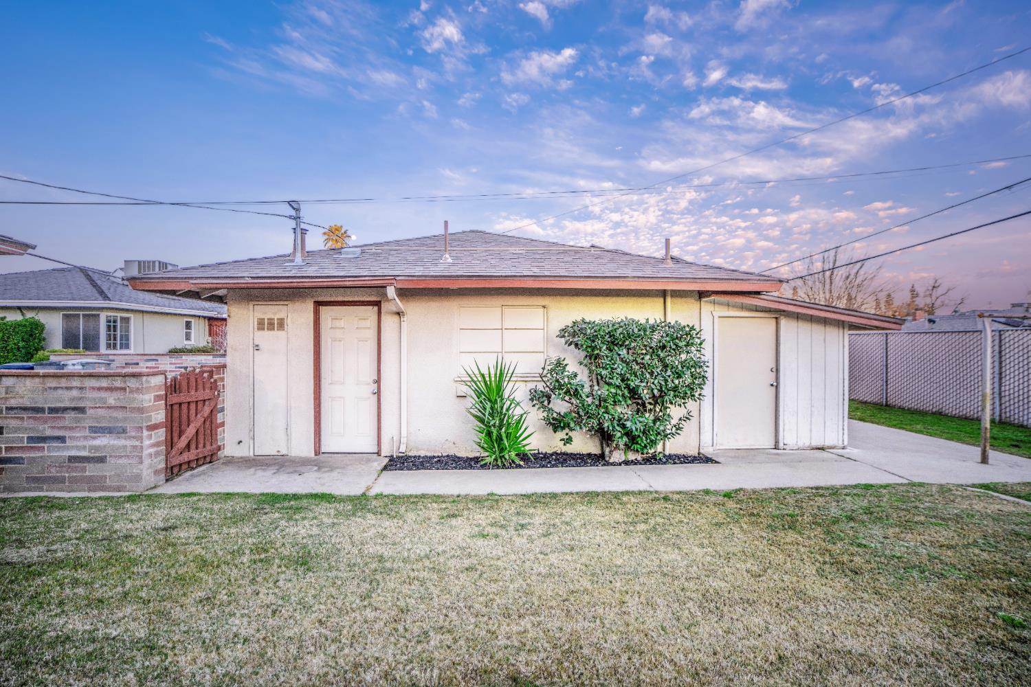 1447 W Normal Ave, Fresno, CA 93705