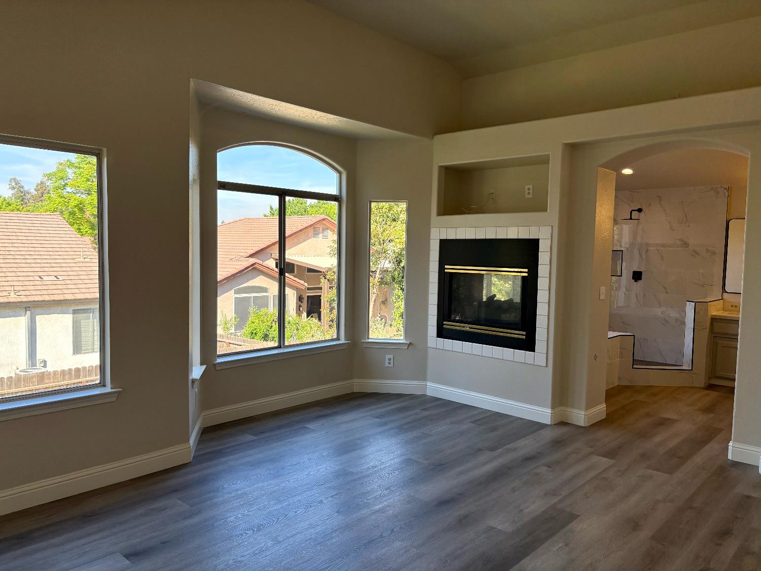 5930 W Birch Ave, Fresno, CA 93722