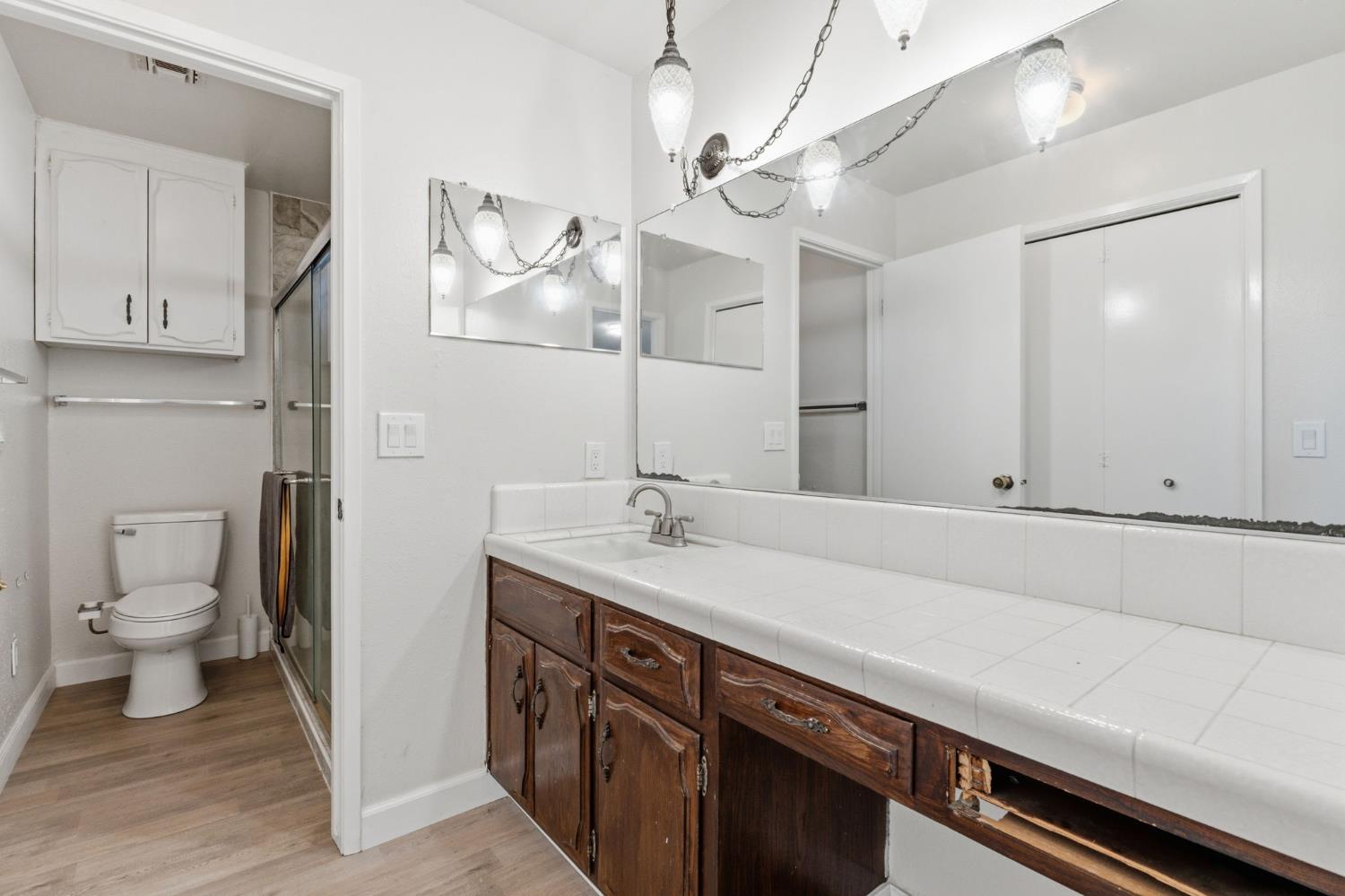 5792 W Olive Ave, Fresno, CA 93722