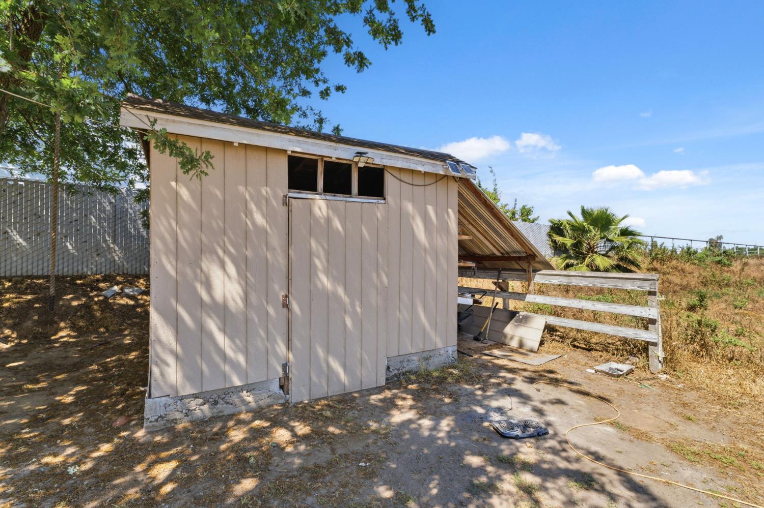 5792 W Olive Ave, Fresno, CA 93722