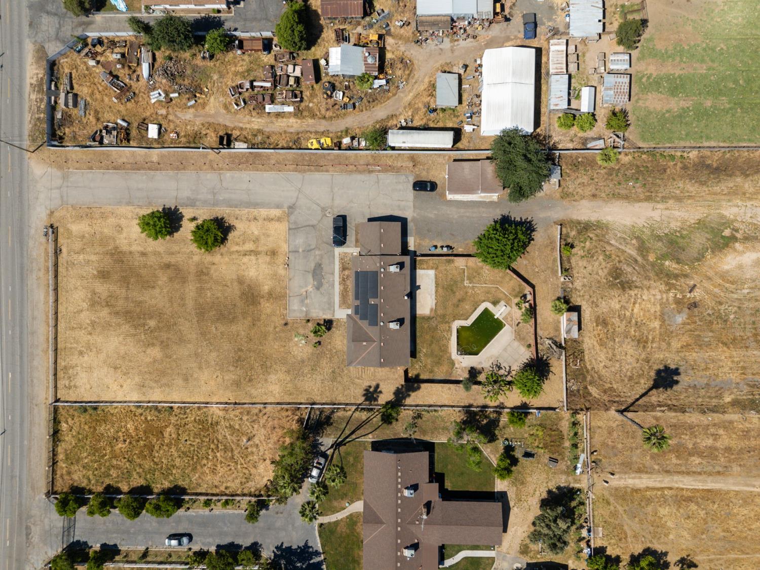 5792 W Olive Ave, Fresno, CA 93722