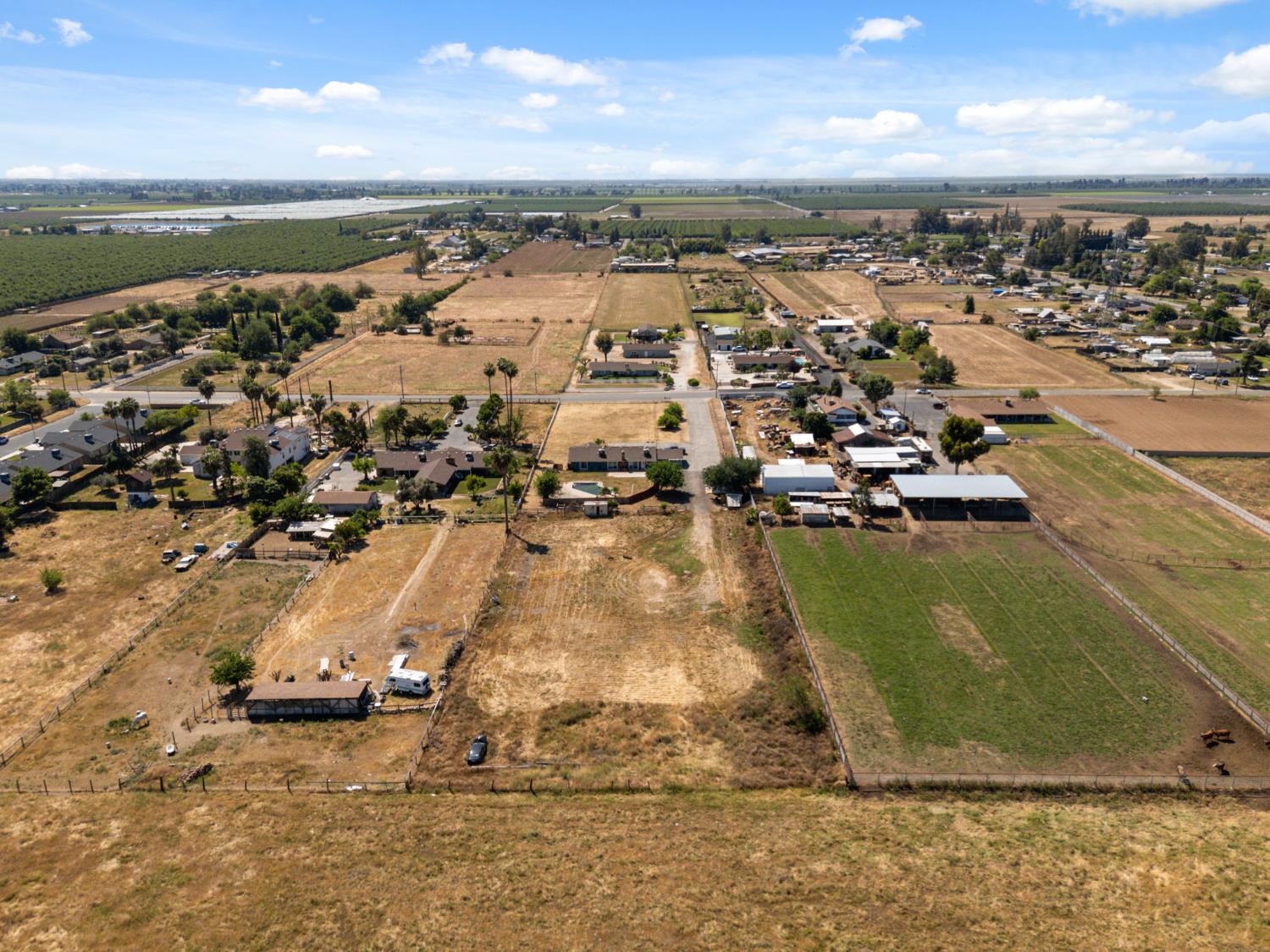 5792 W Olive Ave, Fresno, CA 93722