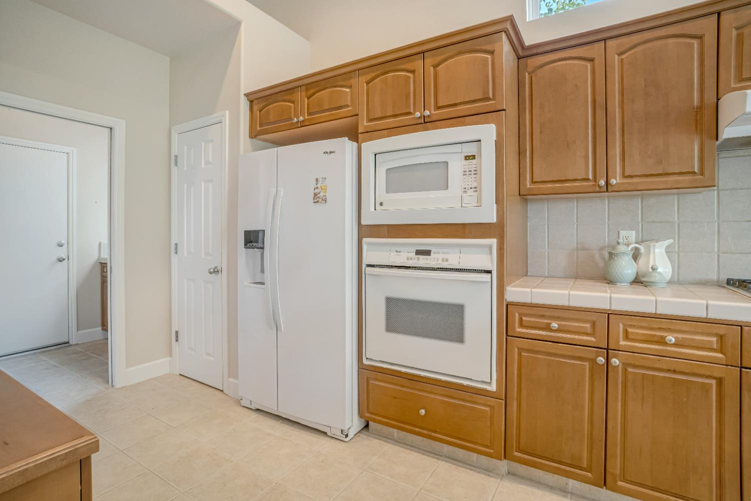 6126 W Los Altos Ave, Fresno, CA 93722