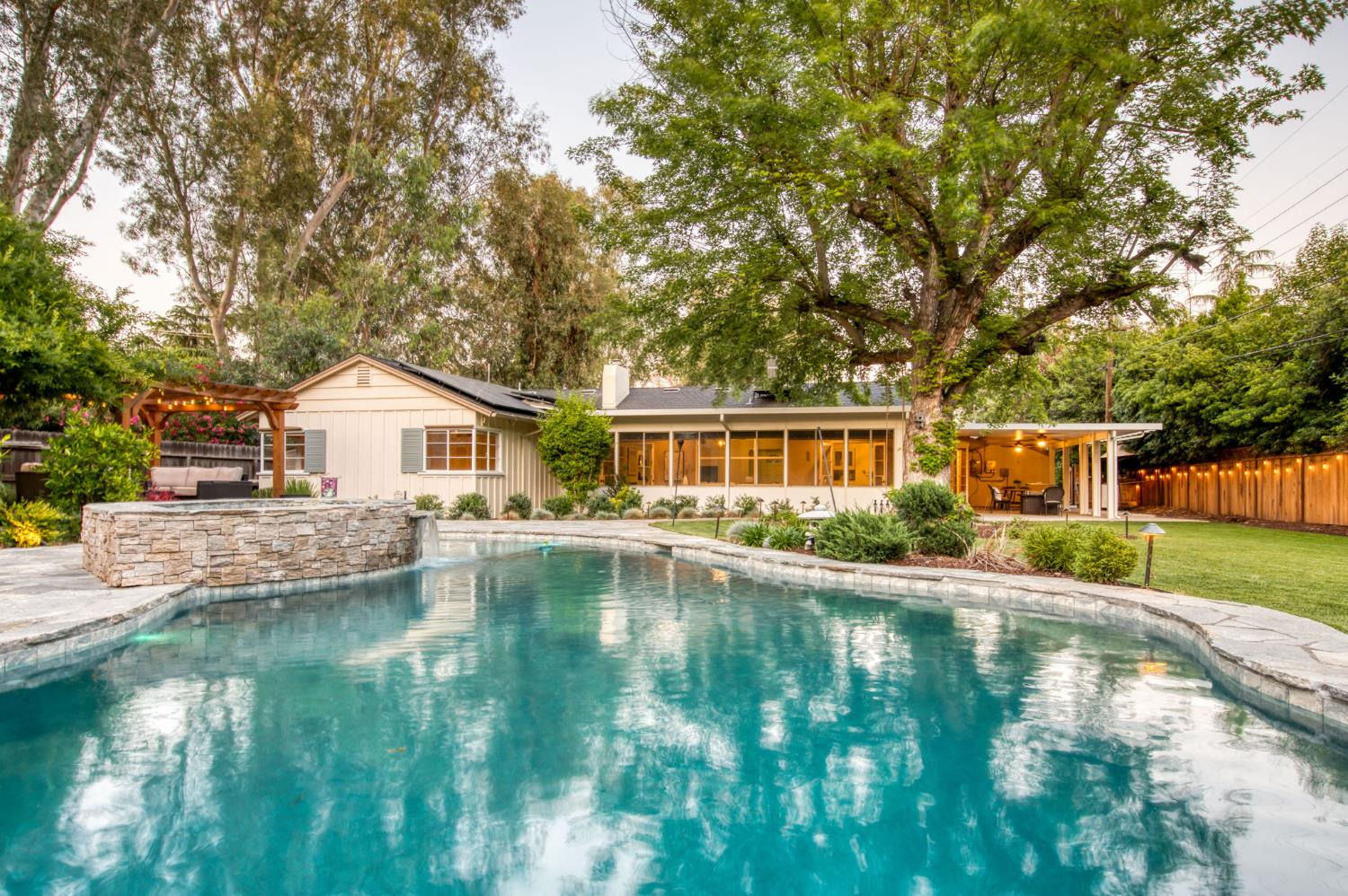 4687 N Wishon Ave, Fresno, CA 93704