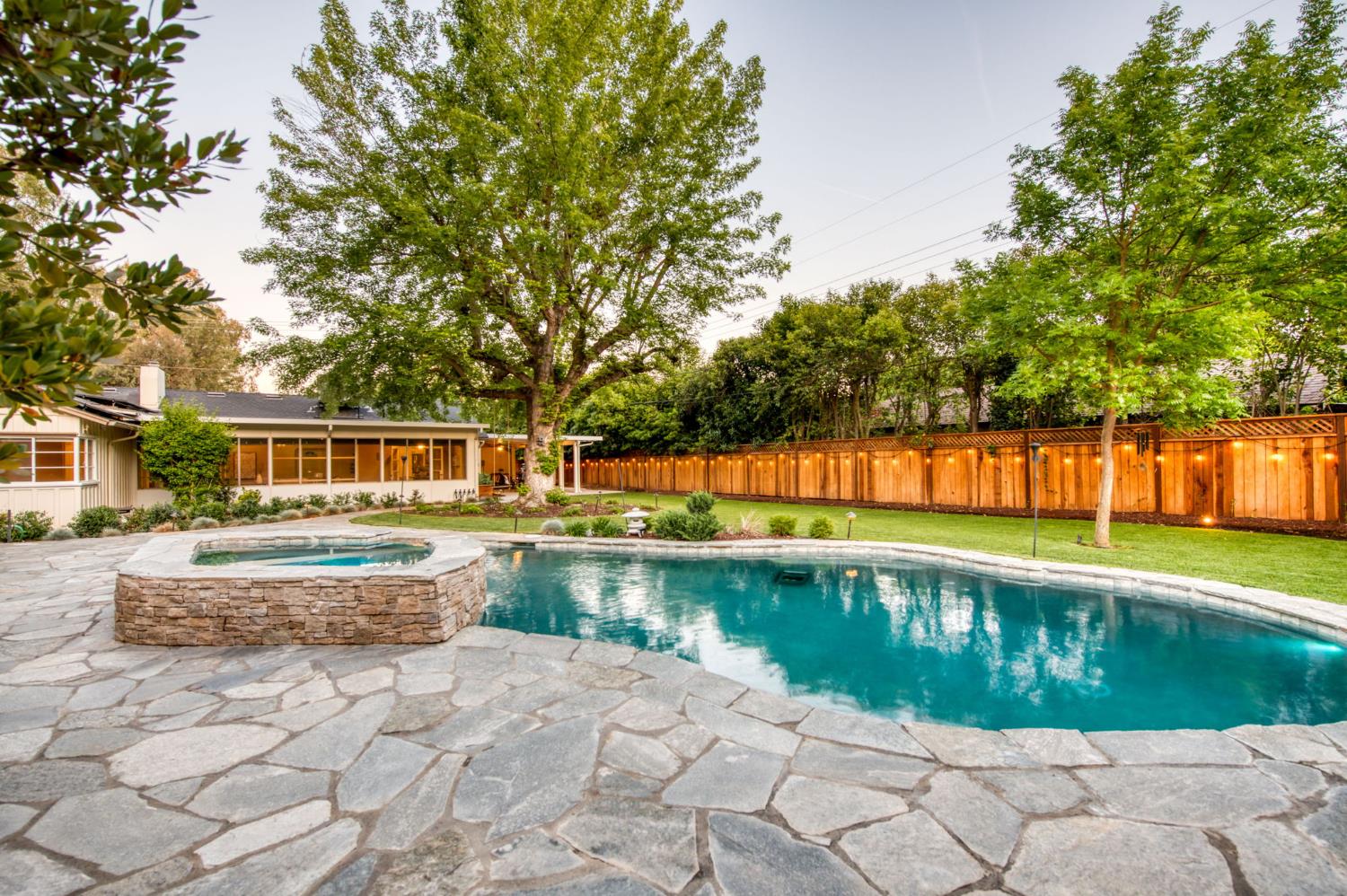 4687 N Wishon Ave, Fresno, CA 93704