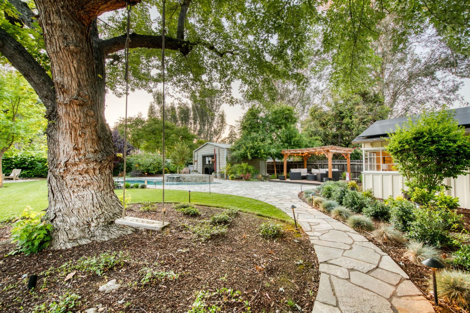 4687 N Wishon Ave, Fresno, CA 93704