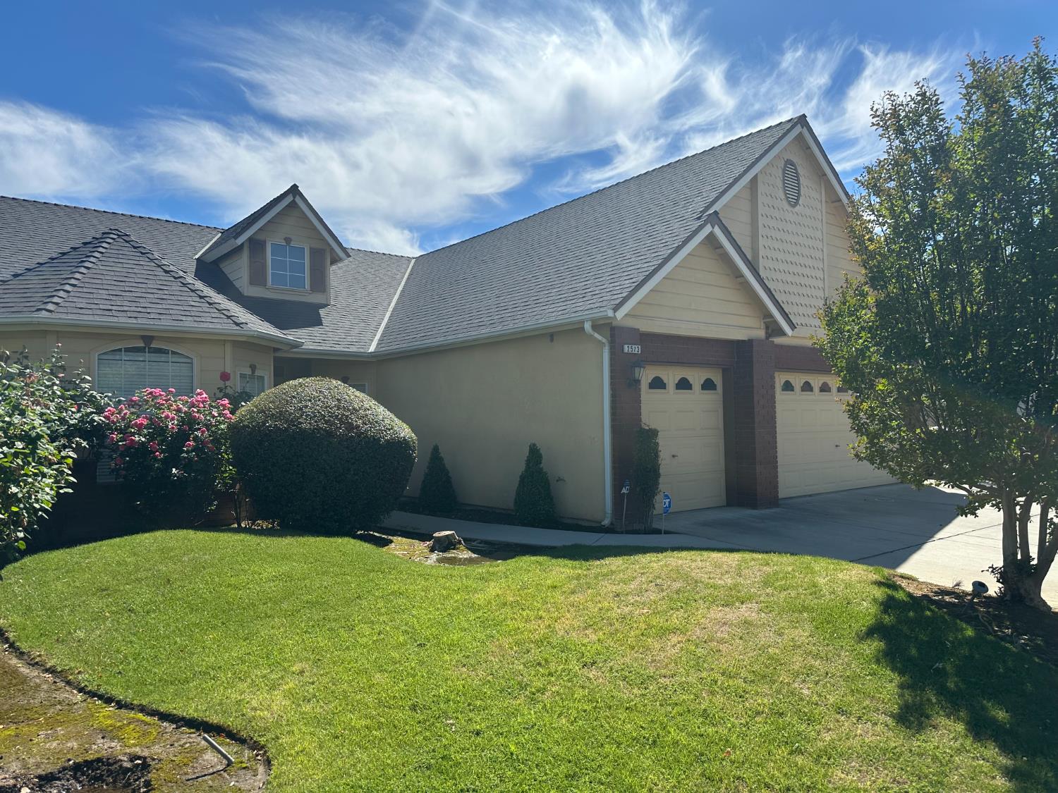 2523 E Cole Ave, Fresno, CA 93720