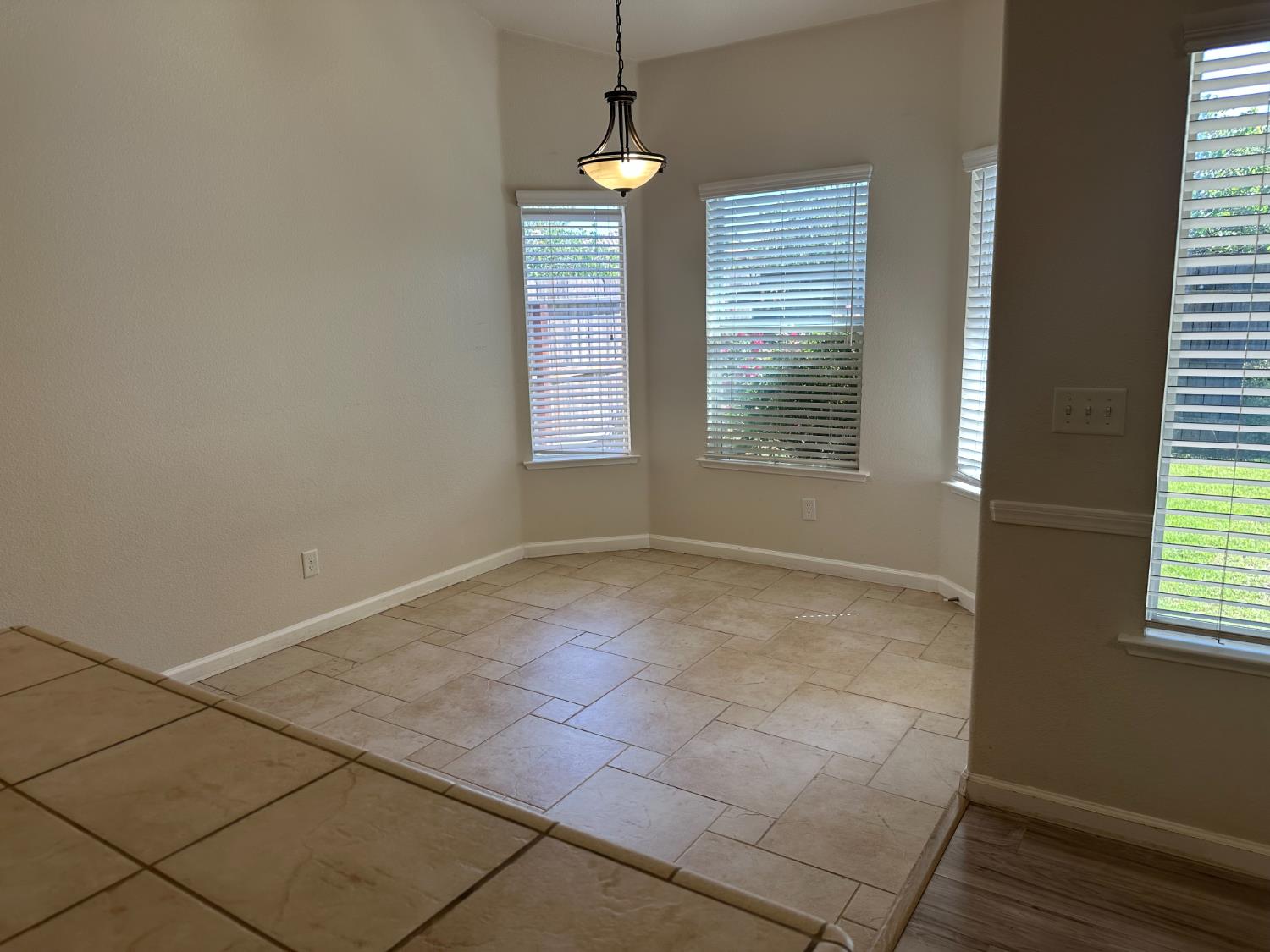 2523 E Cole Ave, Fresno, CA 93720