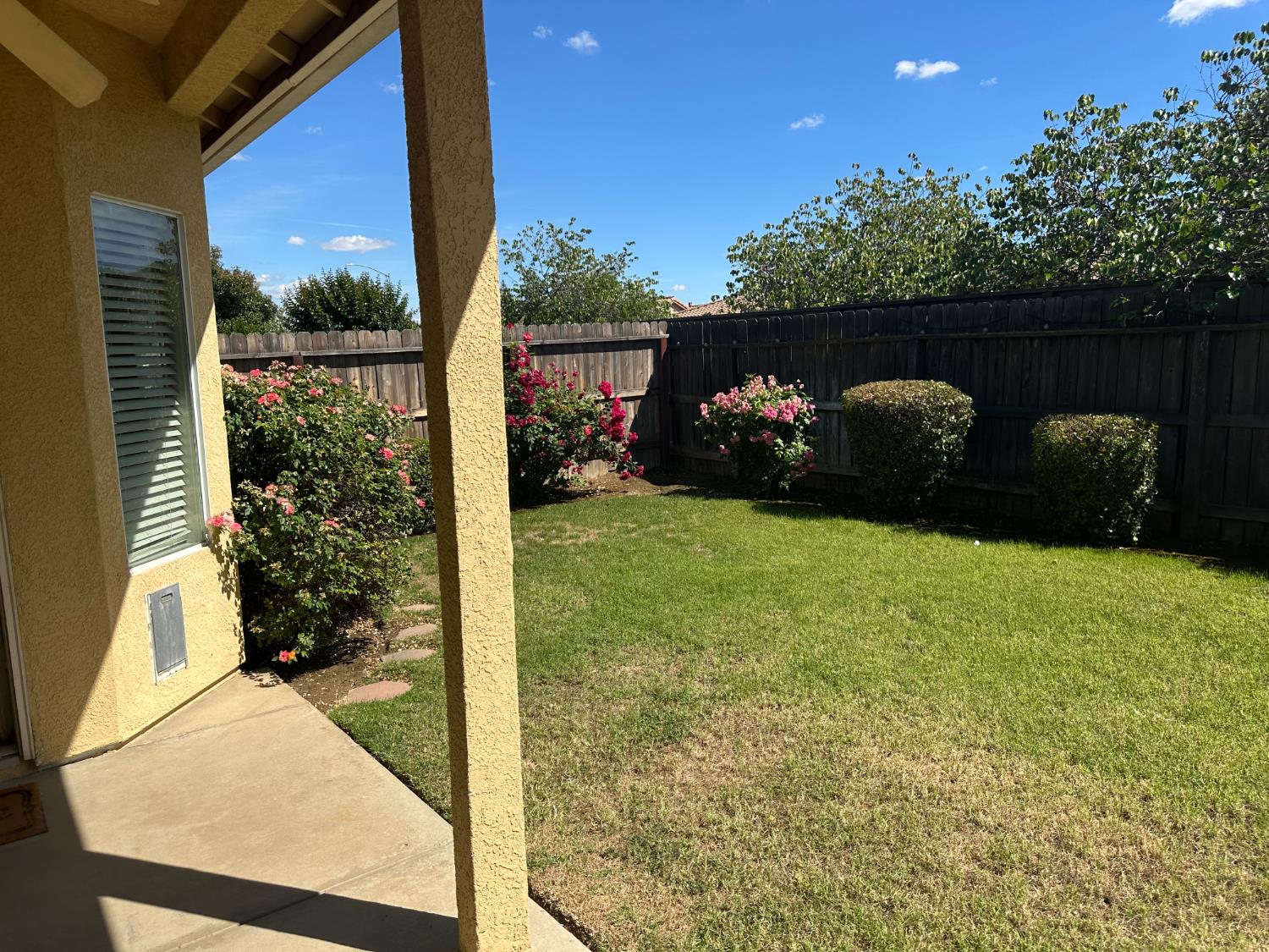 2523 E Cole Ave, Fresno, CA 93720