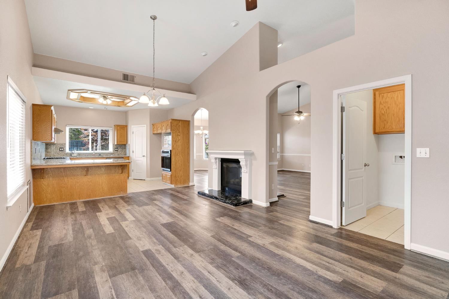 4681 W Morris Ave, Fresno, CA 93722