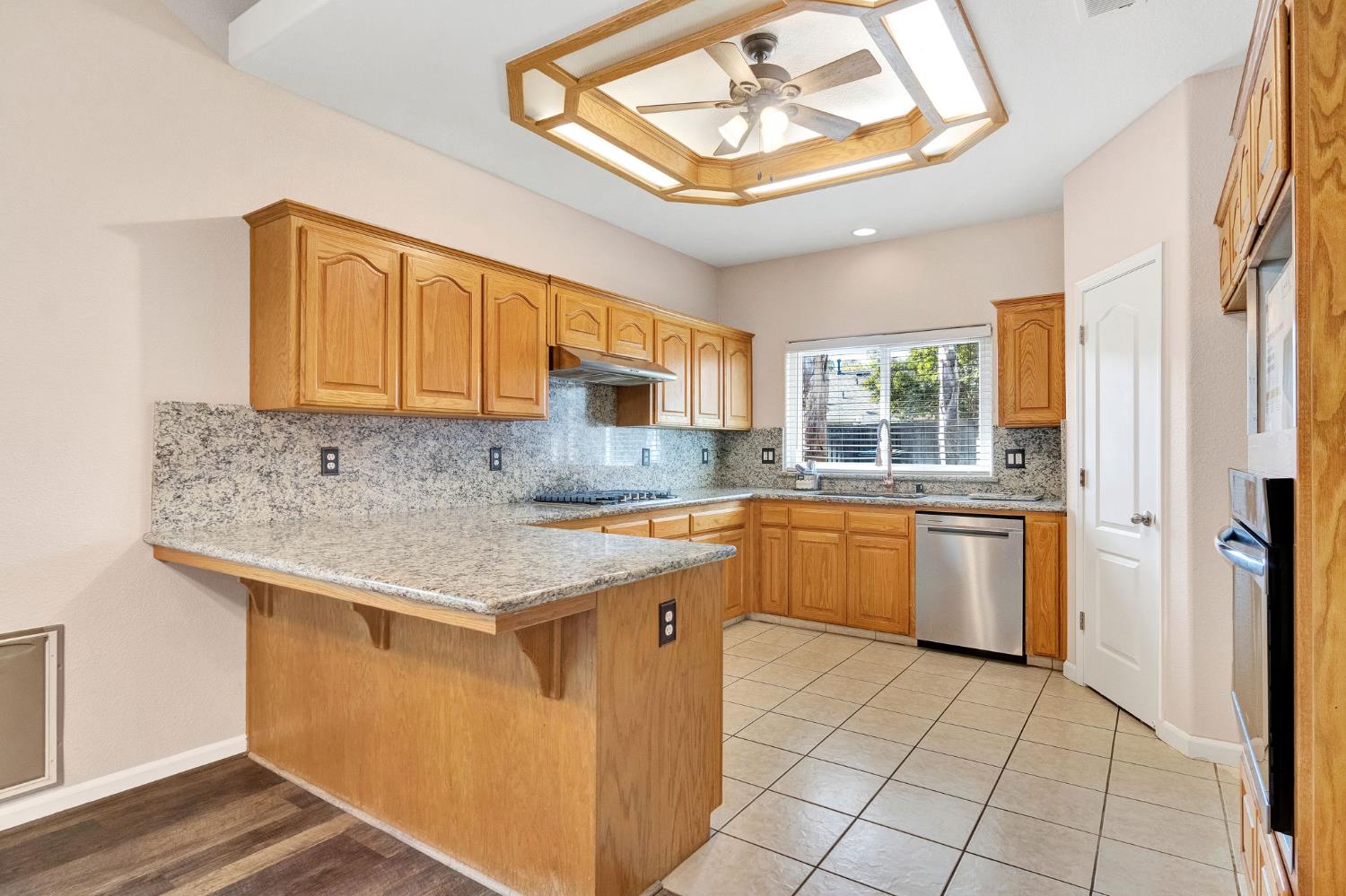 4681 W Morris Ave, Fresno, CA 93722