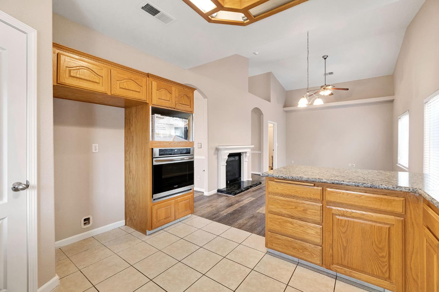 4681 W Morris Ave, Fresno, CA 93722